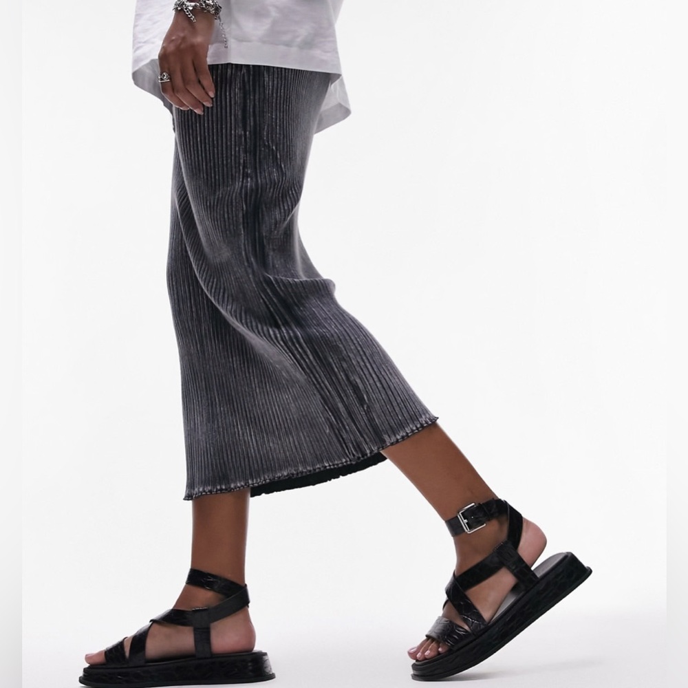 Topshop Jasmine chunky sandal in black